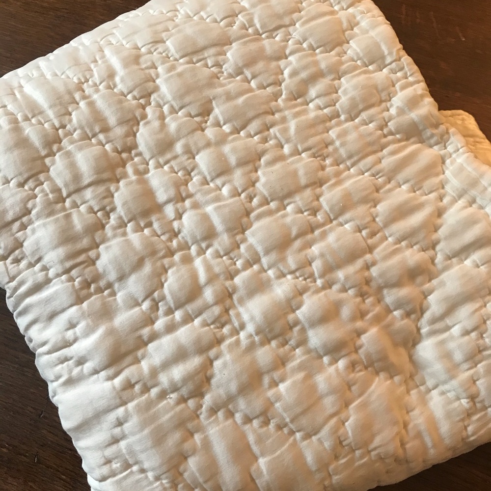 Pottery barn kids throw blanket